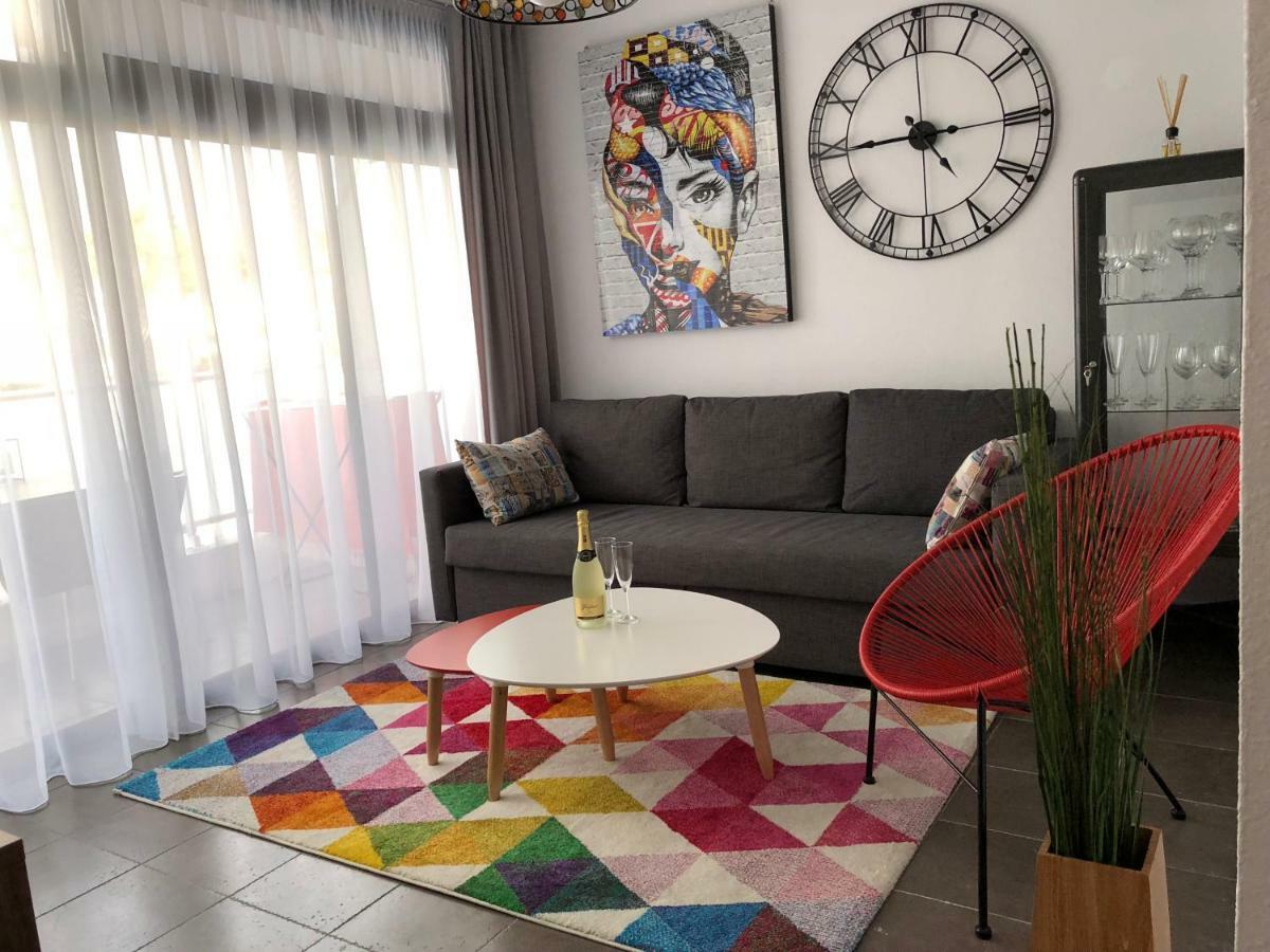 Yumbo Apartments Maspalomas  Buitenkant foto